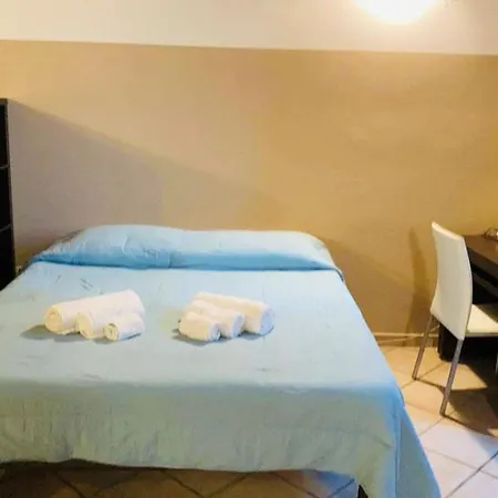 Le Rondini Apartment *