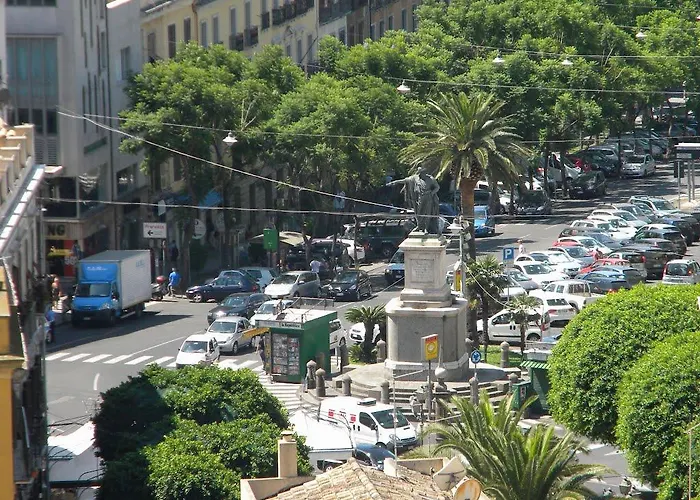 Апартаменты Le Rondini Кальяри