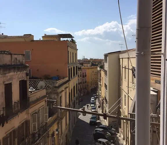 Le Rondini * Кальяри